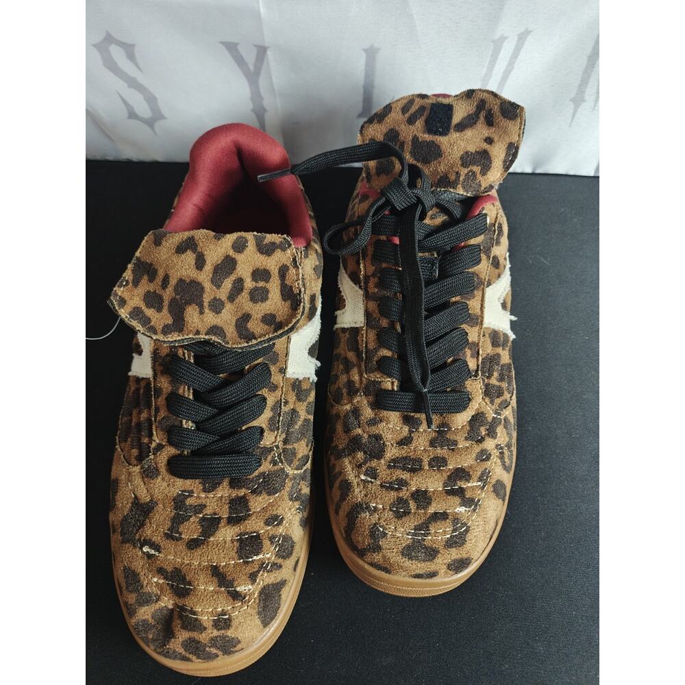 Cushionaire Women's 6.5 Astro Retro Fold Over Shoes Leopard Animal Print New - Picture 2 of 15